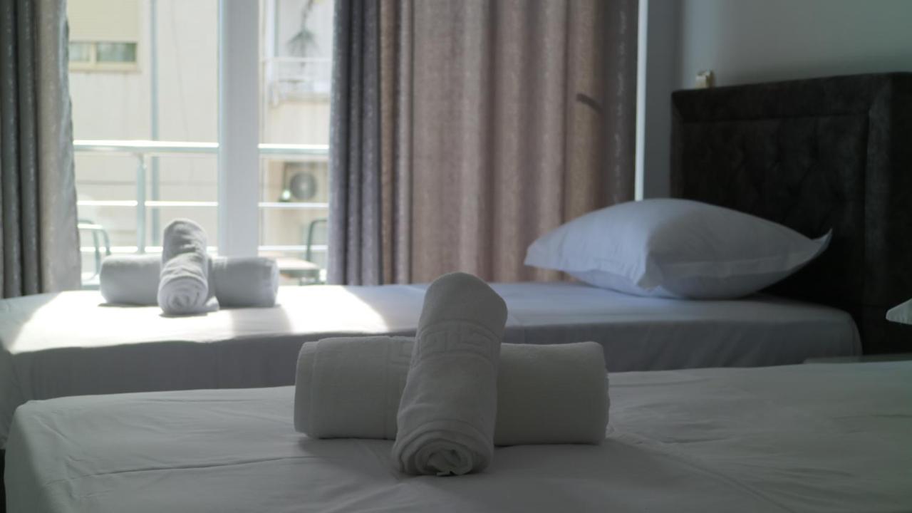 Alnes Hotel Sarande Exterior photo