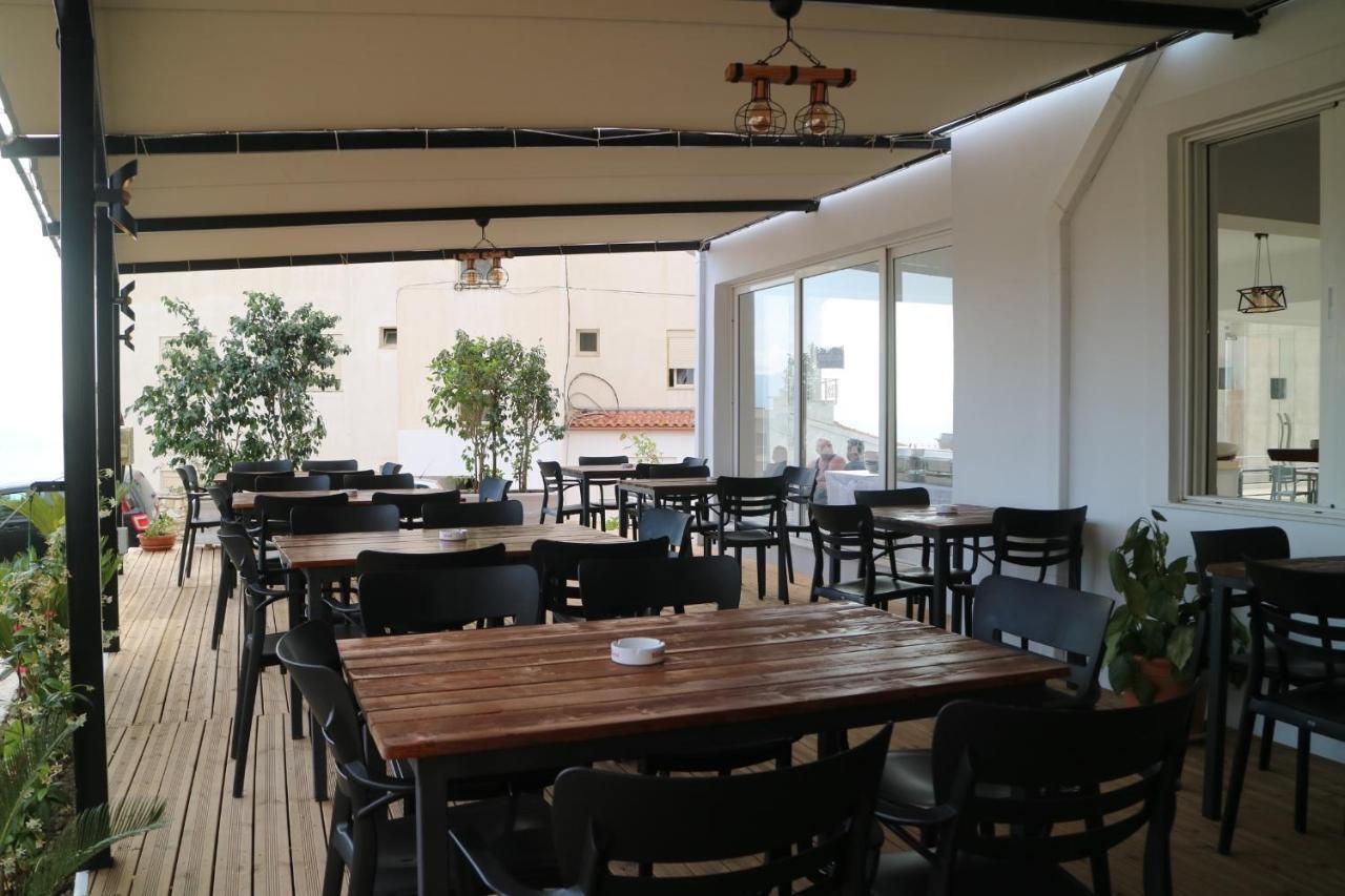 Alnes Hotel Sarande Exterior photo