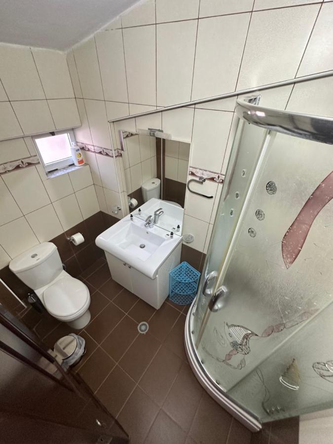 Alnes Hotel Sarande Exterior photo